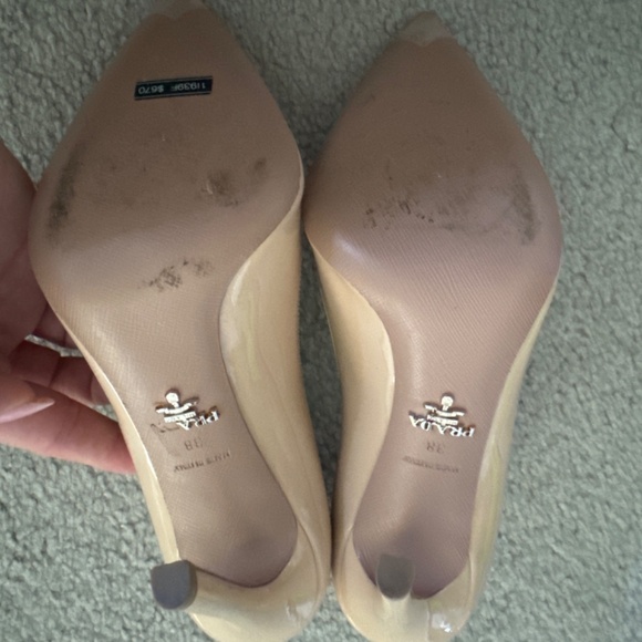 Prada patent leather nude pumps - Picture 6 of 7